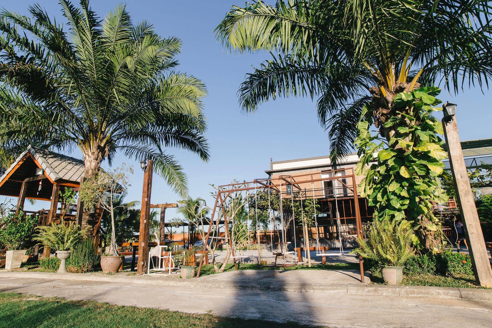 Capital O 727 Be One Resort Chiang Rai Exterior foto
